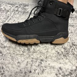 Men Boots (Reserved Footwear)