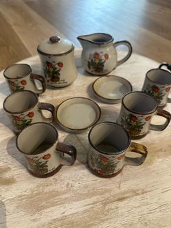 Vintage Stoneware set ( wild strawberry) 6 cups, 1 Lidded Sugar Bowl, 1 Creamer/Milk Pitcher