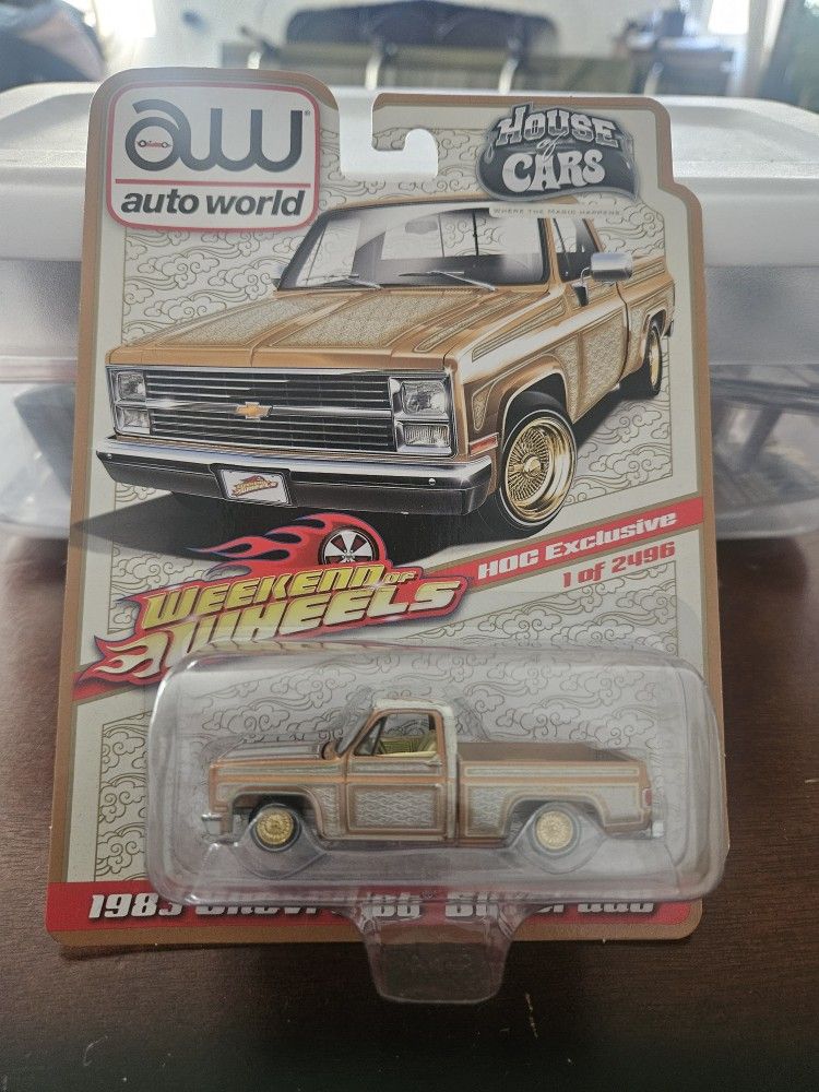 AUTO WORLD HDC WEEKEND OF WHEELS 1983 CHEVROLET SILVERADO LOWRIDER GOLD