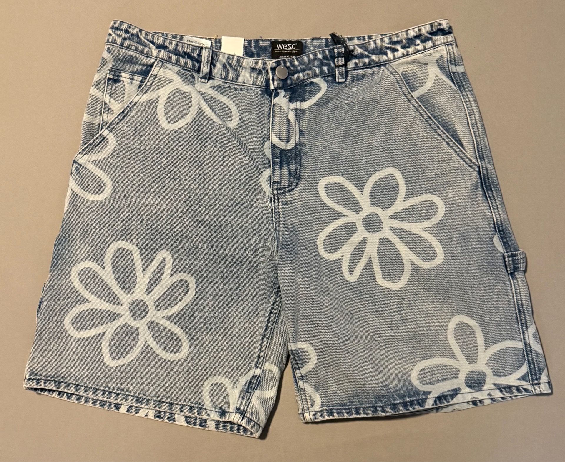 WeSC Denim Carpenter Shorts Daisy AOP Brand New BNWT