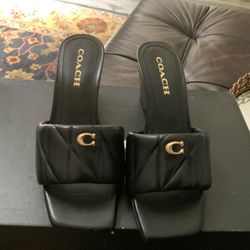 Emma Wedge With Quilting