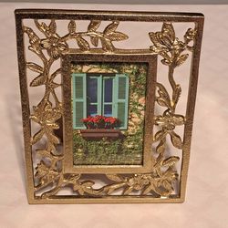 Picture Frame Metal Gold  Photo Frame Opal House From Target Holds4" X 6" Photo NEW!