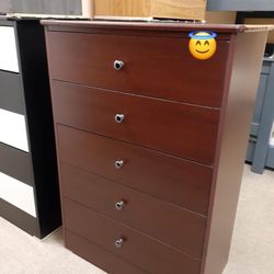5 Drawer Dresser 