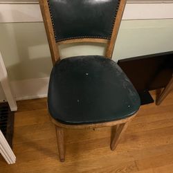 Free Chair