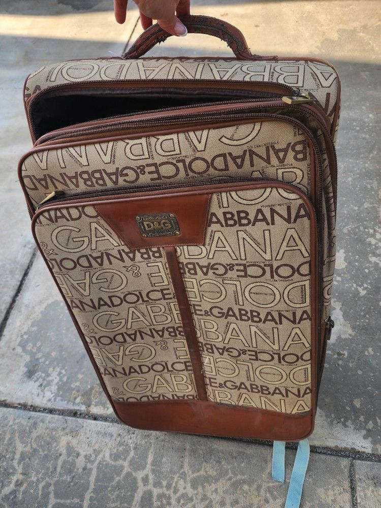 Free Luggage