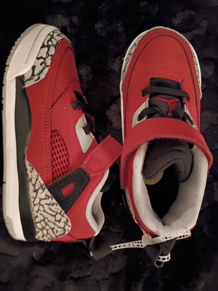Baby Jordans Size 9