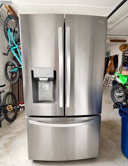 LG 28 Cu. Ft. French Door Refrigerator I Stainless Steel | Ice & Water