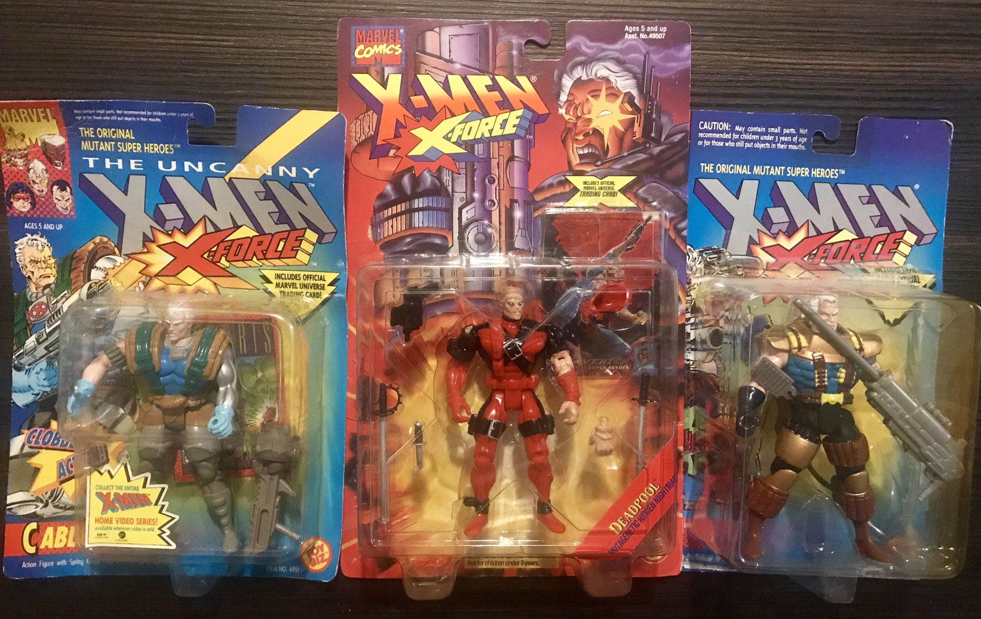 Deadpool and Cable X-men action figures
