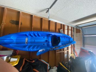 Pelican Sit-In Kayak Blue
