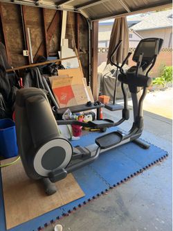 Life Fitness 95x Elliptical
