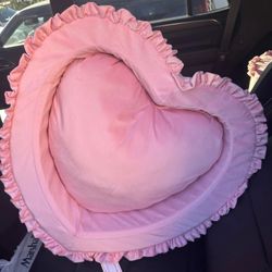 Heart Dog Bed
