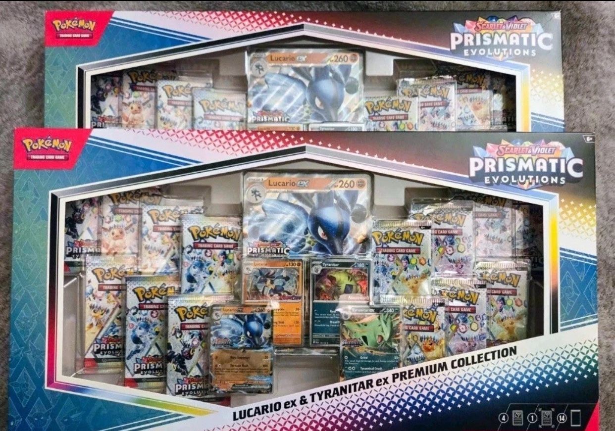 Prismatic Lucario Tyranitar Premium Collection Pokemon