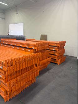 PALET  RACKS IN SALE