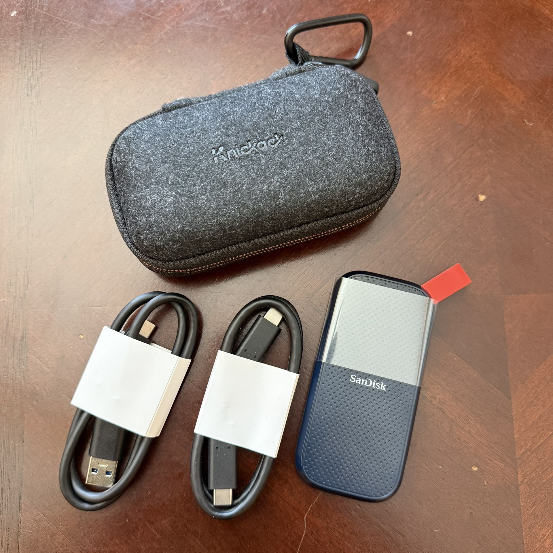 Sandisk 1TB Portable SSD (NEW)