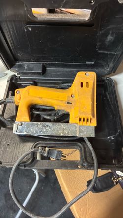 Arrow staple gun