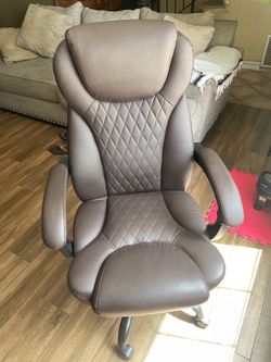 Desk chair