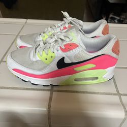 Nike Air Max Size 9.5