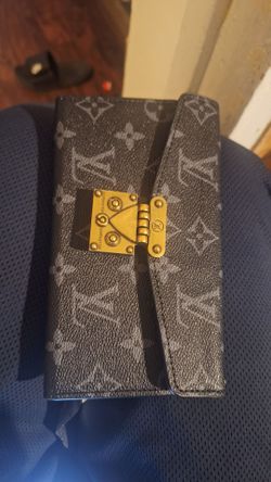 Lv iphone case
