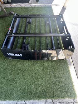 Yakima OffGrid Roof Cargo Basket (Black)
