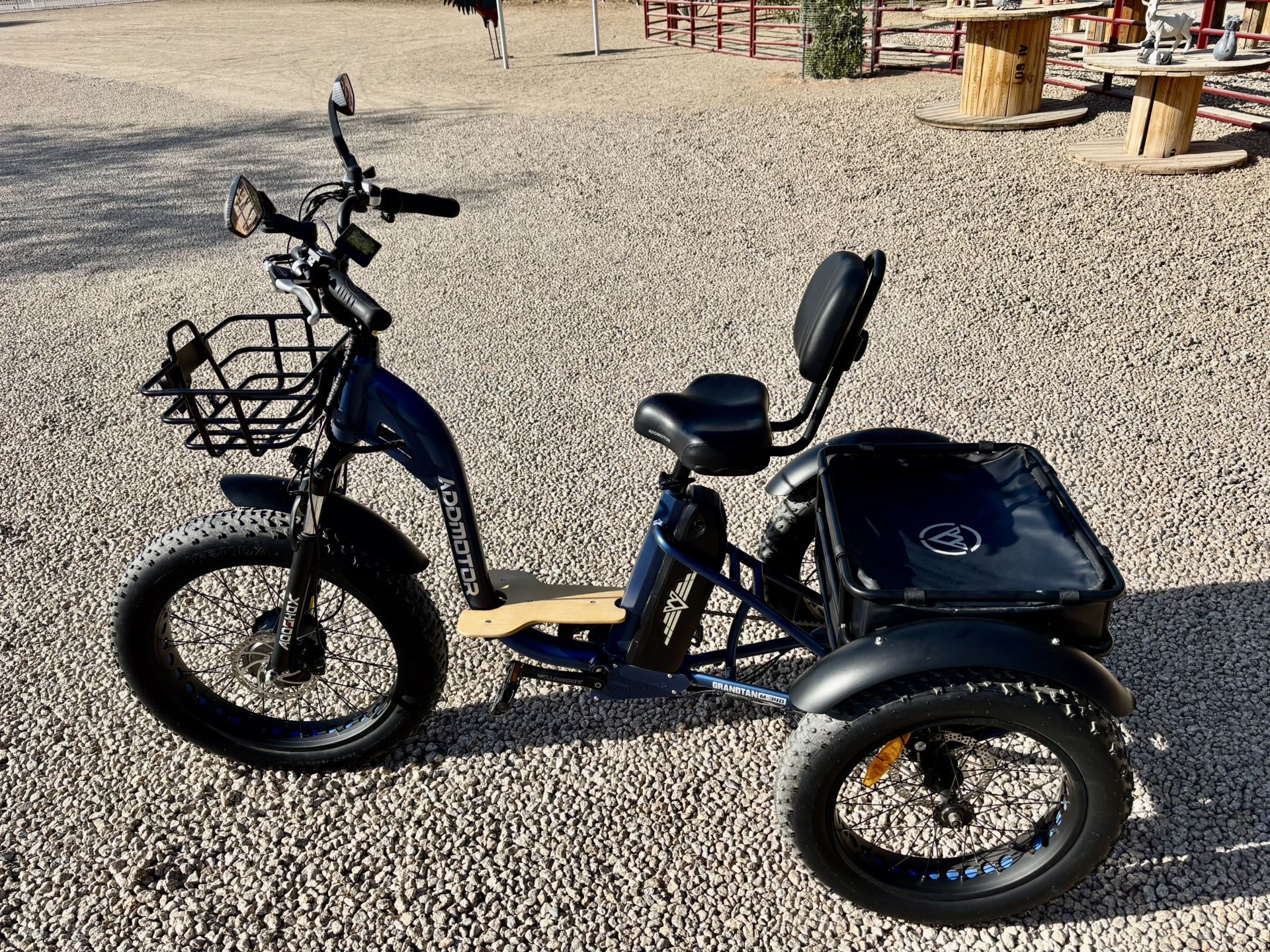 E Trike - Grandtam M340 - Brand = Add Motor