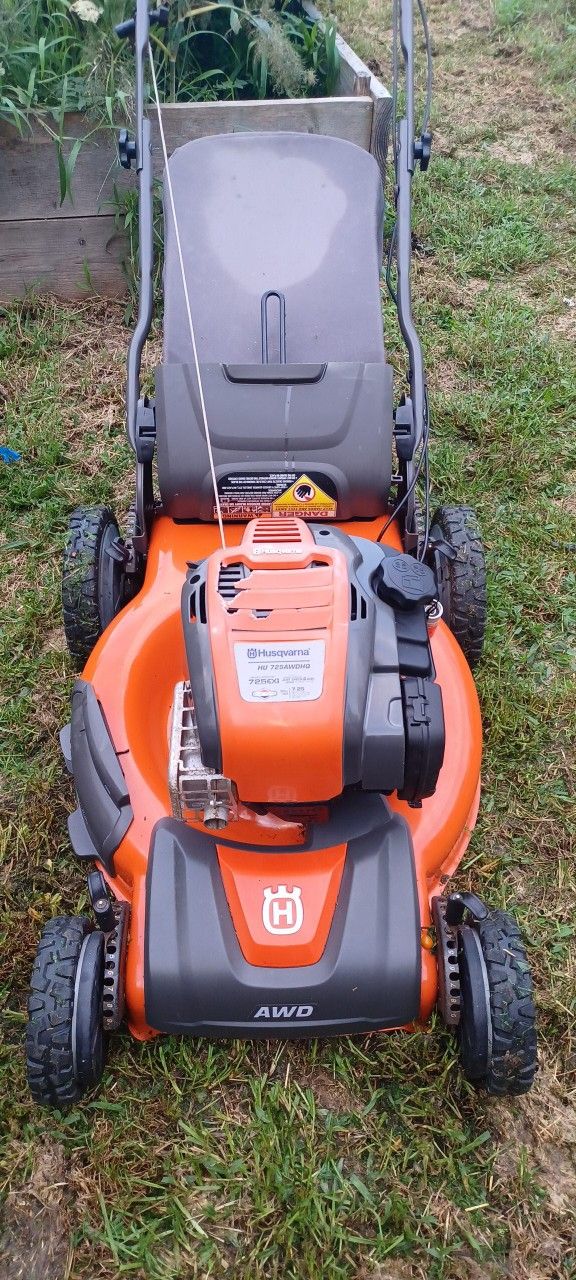 Husqvarna 725EX