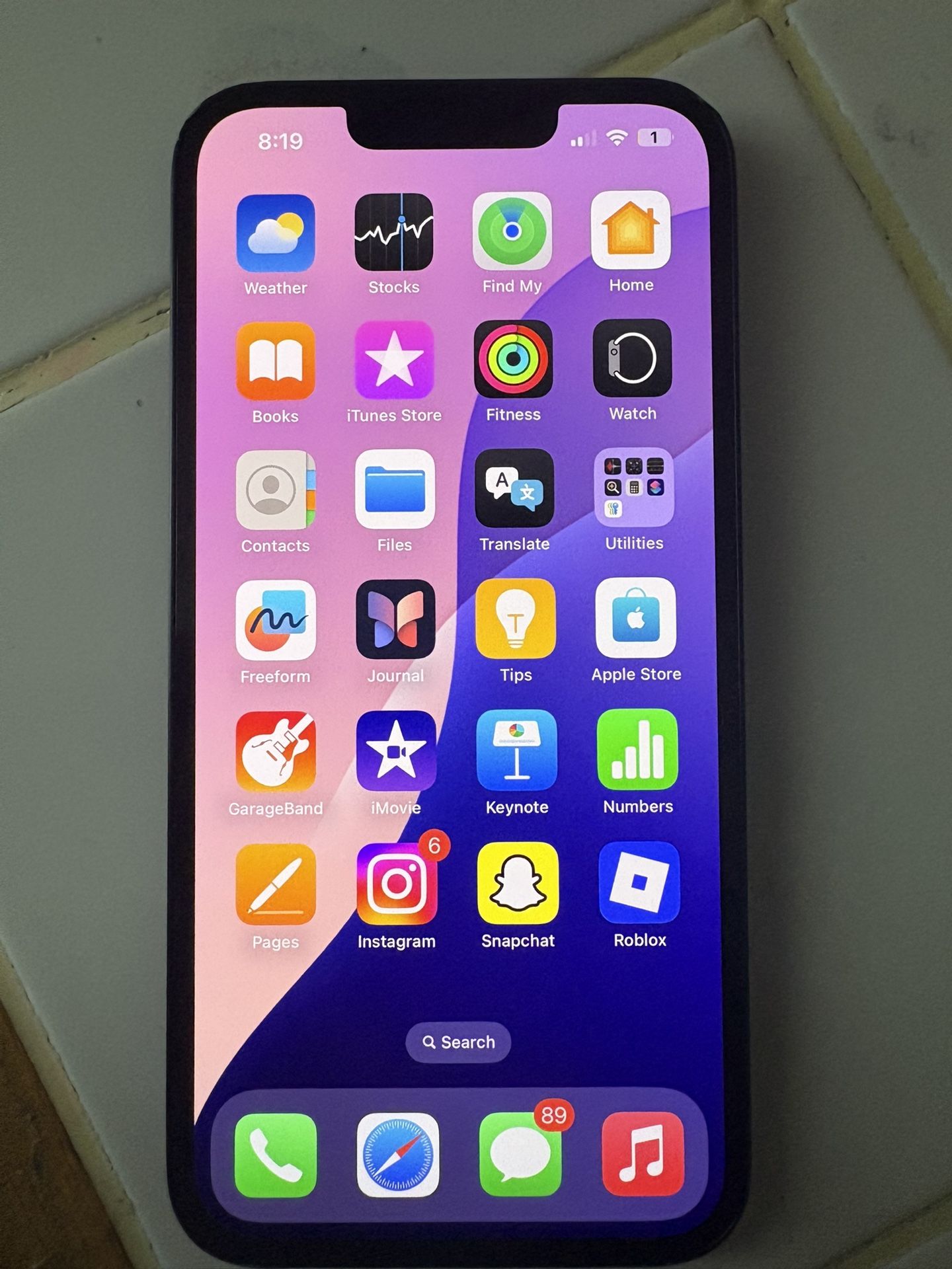 iPhone 13 - BOOST CARRIER