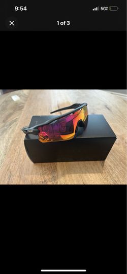 NEW OAKLEY RADAR EV PATH WITH PRIZM RED LENS