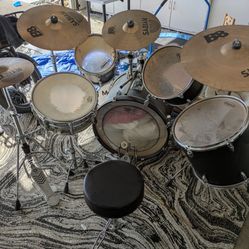 Drum Kit: Yamaha Stage Custom: Sabian Cymbals: Excellent Condition: Tons Of Accessories 