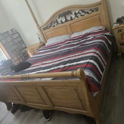 King Size Wooden Bedroom Set