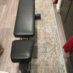 Hoist Weight Bench 