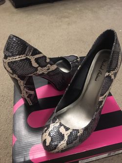 Black Snakeprint Heels 7.5