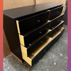 Dresser / Eight drawers dresser