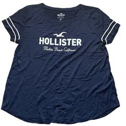 Hollister Tshirt Women  Size Medium