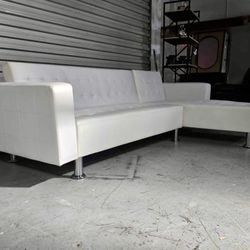 WHITE LEATHER SECTIONAL COUCH 🚚 🔥