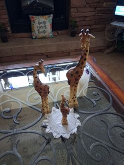 Giraffe Family Figurines