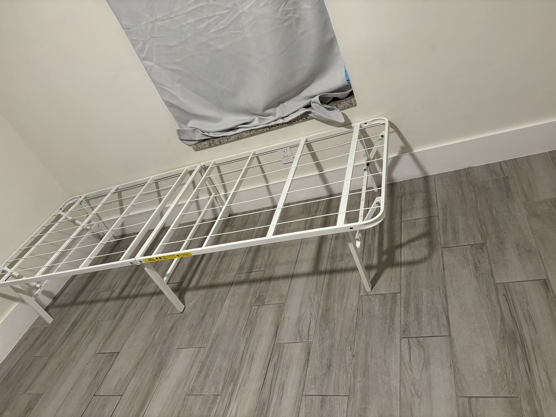 Folding Twin Bed Frame Platform 