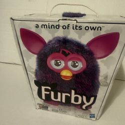 Hasbro 2012 Furby ~ a  mind of it's own ~ Pink & Purple original Box