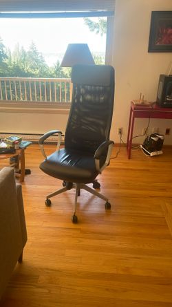 Rolling Office Chair