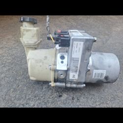2013 Charger Power Steering Pump