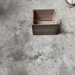 Bushel Wooden Apple Boxes