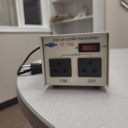 Philmore ST-200 Step-Up & Step-Down Transformer 110V-220V