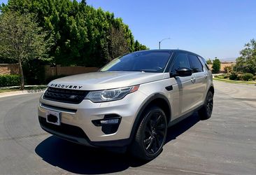 2017 Land Rover Discovery HSE Luxury-ICE Cold Air Leather Pano Roof Smog Luxury SUV