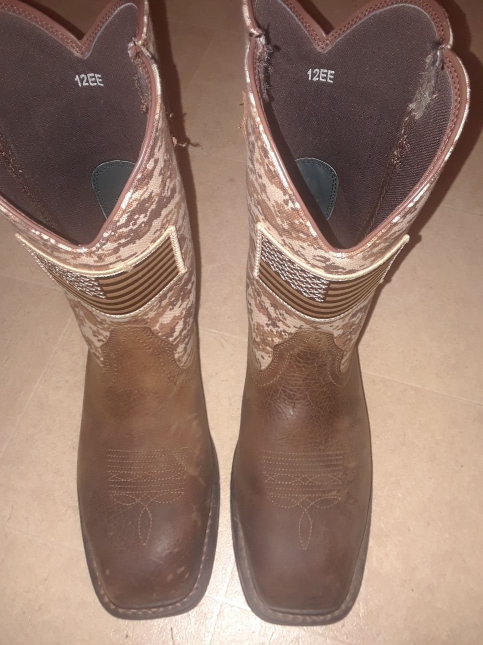 ARIAT WORK STEEL TOE BOOTS SIZE 12 an excellent condition only worn twice pay 234 them only asking for 140 obo