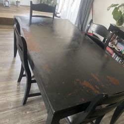 Dining Room Table & Chairs