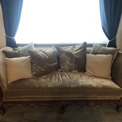 Couch - Velvet brown