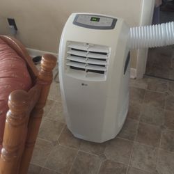 LG Portable Air Conditioner And Dehumidifier 