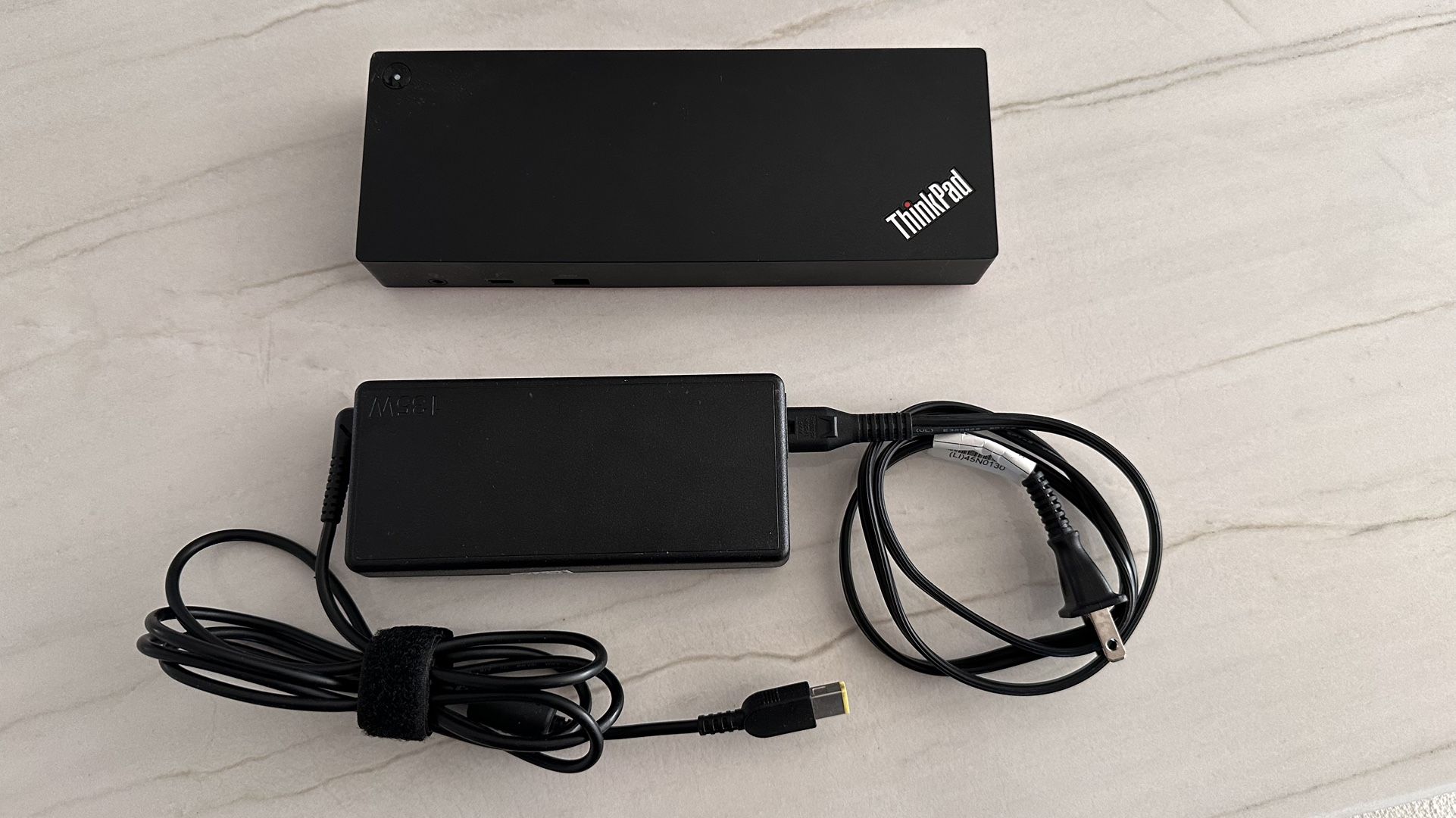 Thinkpad Thunderbolt 3 Docking Station - Lenovo Brand