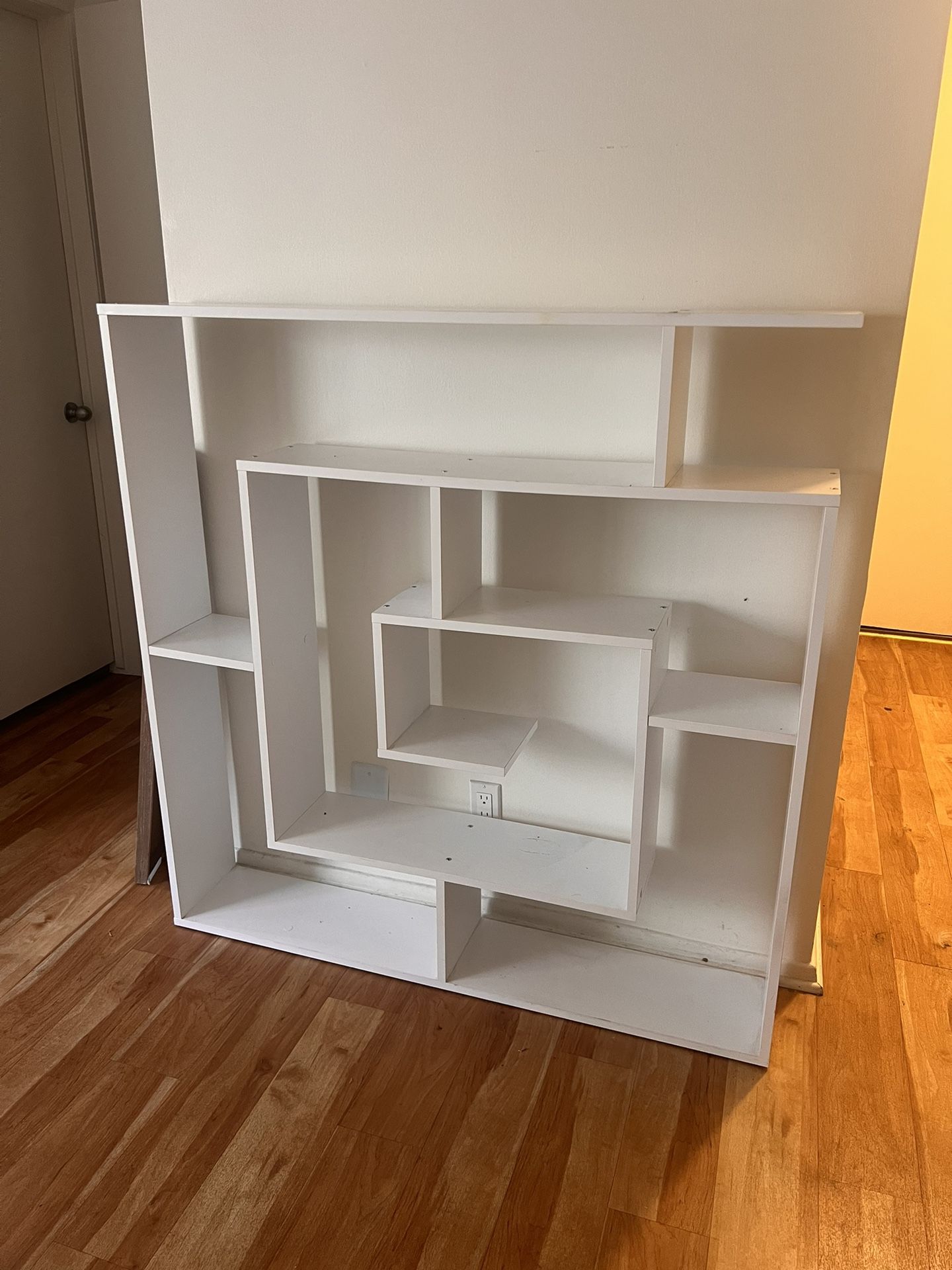 Stylish Bookshelf / Display Separator 