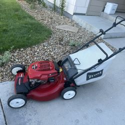 Toro self propelled lawnmower 