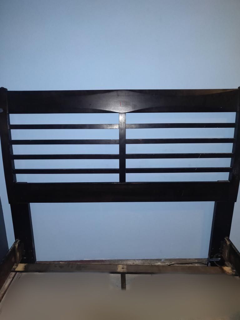 Bed For Free Queen for Sale in Coachella, CA OfferUp